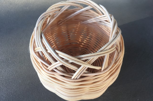 Woven basket Hart collection