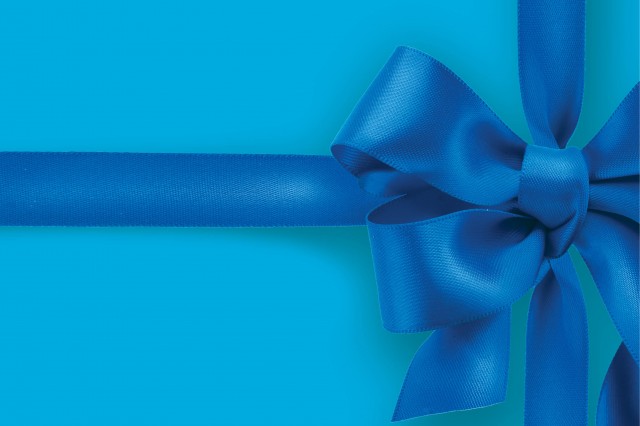 Blue bow on a gift 