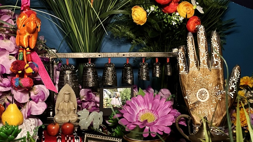 Chinese Bells in Ofrenda